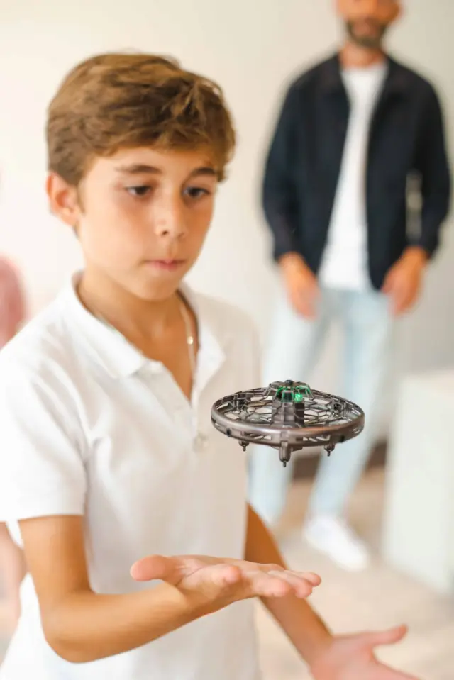 Drone Τσέπης με Αισθητήρες Κίνησης | Flydance 2