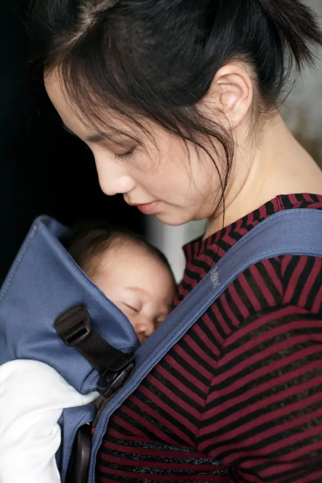 BabyBjörn Μάρσιπος Mini Cotton, Vintage Indigo - 1408-021074 3