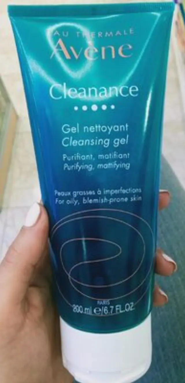Avene Cleanance Cleansing Gel Nettoyant for Oily Blemish Prone Skin Τζελ Καθαρισμού για Πρόσωπο και Σώμα για Λιπαρό Δέρμα με Τάση Ακμής, 200ml