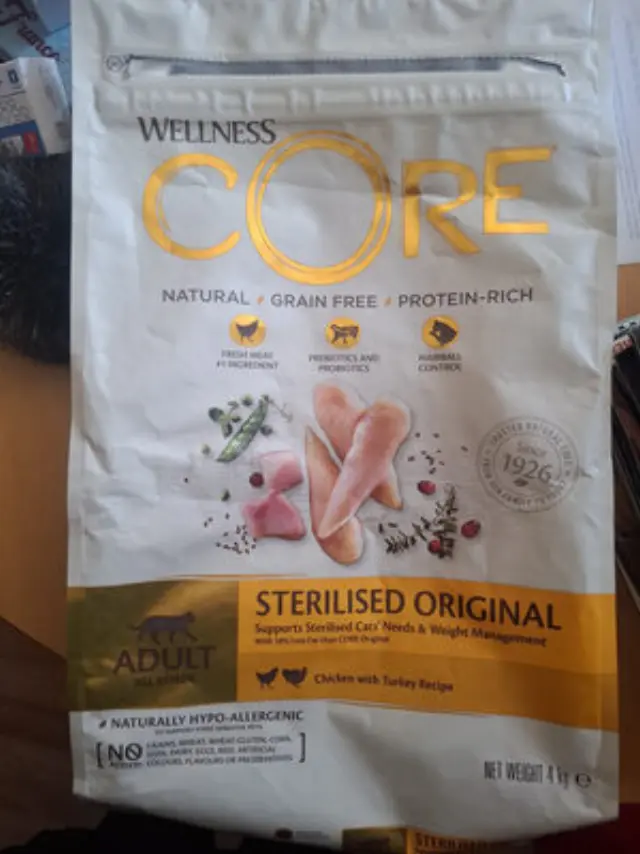 Wellness Core Sterilised με Κοτόπουλο & Γαλοπούλα 4kg Μονόχρωμο