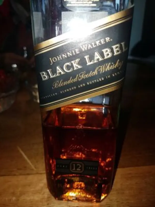 Johnnie Walker Black Label 12 Year Old 40% Alc 700ml