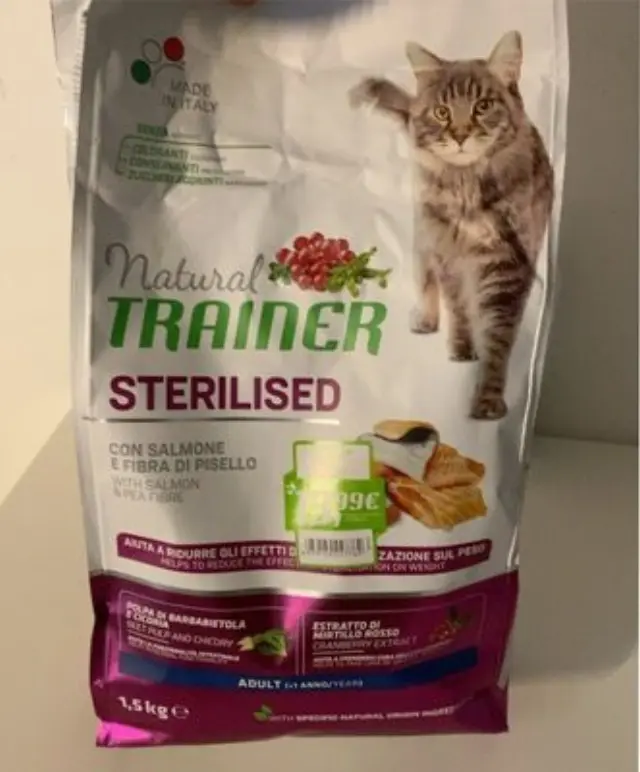 Natural Trainer Low Grain Cat Adult Sterilised με Σολομό 1,5Kg Μονόχρωμο