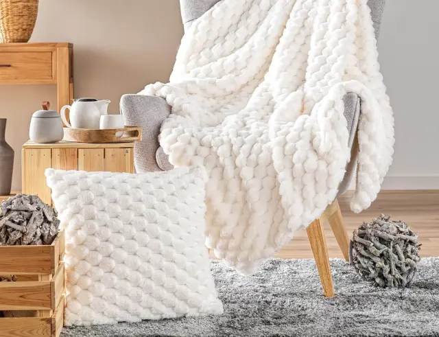 Διακοσμητικό Μαξιλάρι Frosty Douceur d'intérieur με διαστάσεις 45x45cm - Natural 1612821