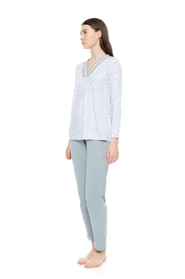 W1581 - Type - PYJAMA V AQUA LEO 2
