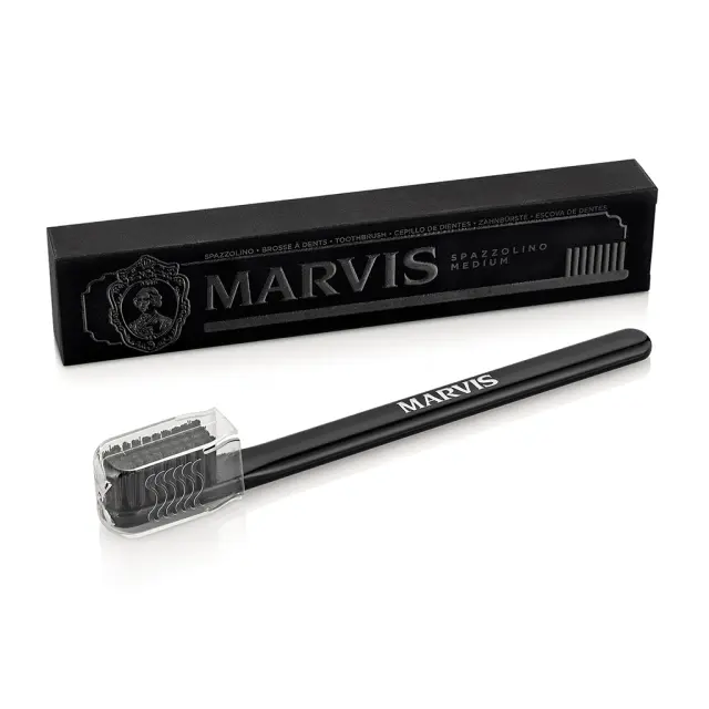 Marvis Οδοντόβουρτσα Μαύρη Medium, 1 τεμάχιο
