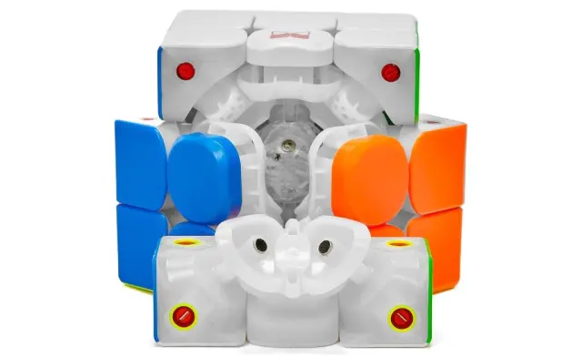QiYi X-Man Tornado V4 M 3X3 (Flagship) 3