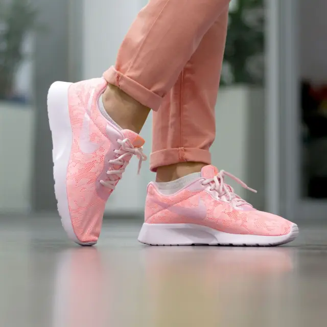 Nike Tanjun eng 902865-600 - 40.5 2