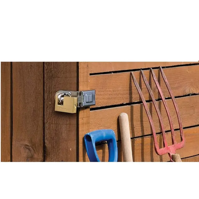Master Lock - 608EURD Oρθογώνιo Λουκέτo με Ατσάλινο Λαιμό 2