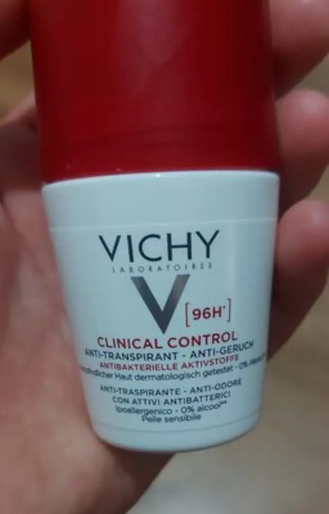 Vichy Clinical Control 96h Detranspirant Anti-Odor Deodorant Roll-on Αποσμητικό για Ευαίσθητες Επιδερμίδες, 50ml