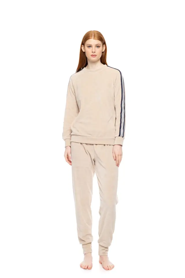 W1867 - Sand - LOUNGEWEAR VELVET OFF WHITE STRIPE - XL