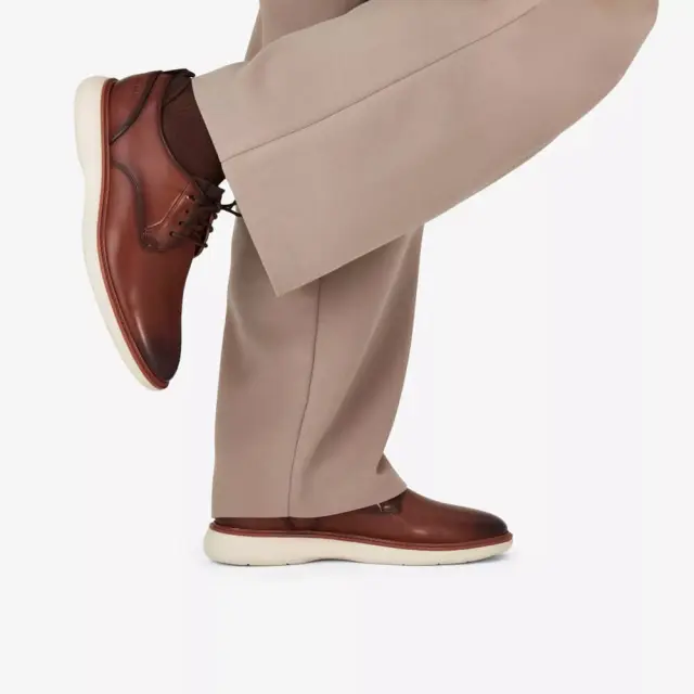 CLARKS BRANTIN PLAIN 26179384 dark tan 2