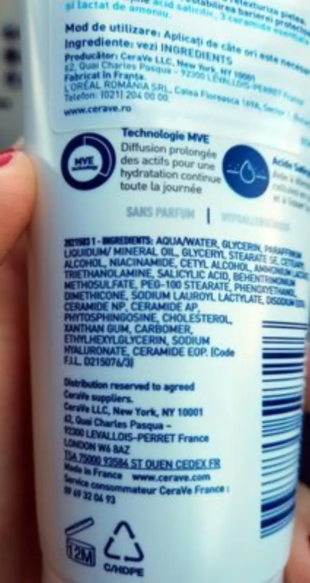 CeraVe SA Renewing Foot Cream Αναπλαστική Κρέμα Ποδιών για Πολύ Ξηρό, Τραχύ Σκασμένο Δέρμα 88ml