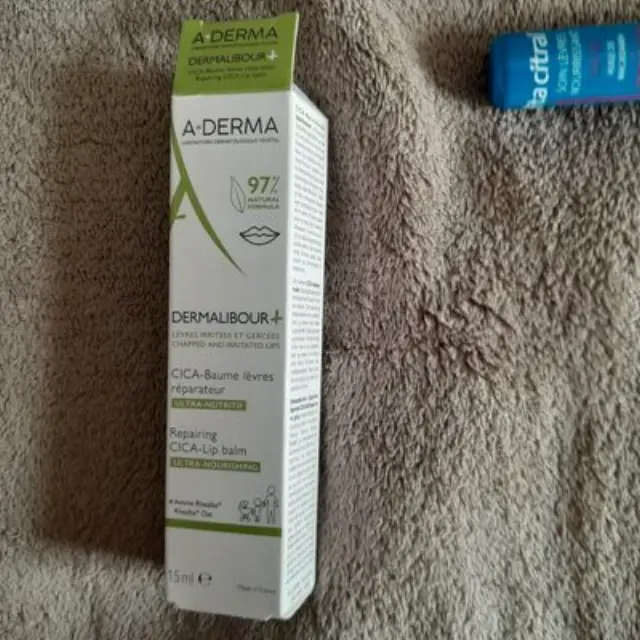 A-Derma Dermalibour+ Repairing Cica-Lip Balm Βάλσαμο Χειλιών για Σκασμένα & Ξηρά Χείλη 15ml