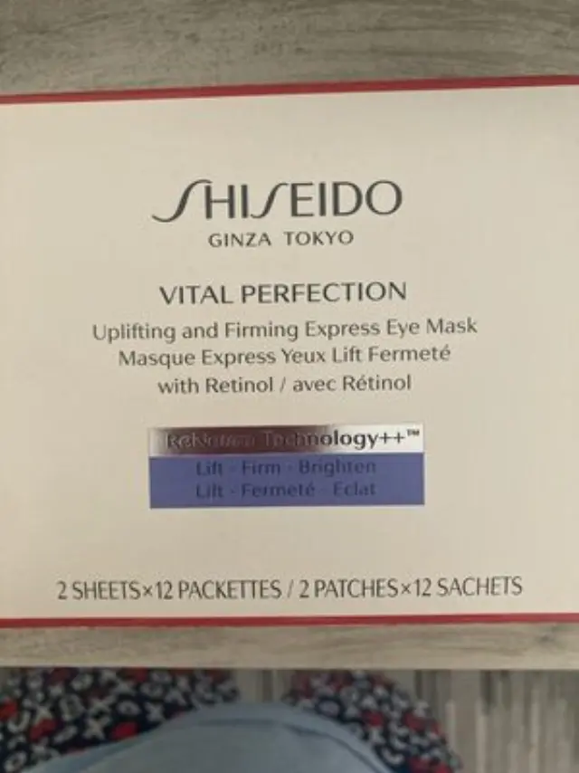 Shiseido Vital Perfection Uplifting and Firming Express Eye Mask 12 Patches 2τμχ