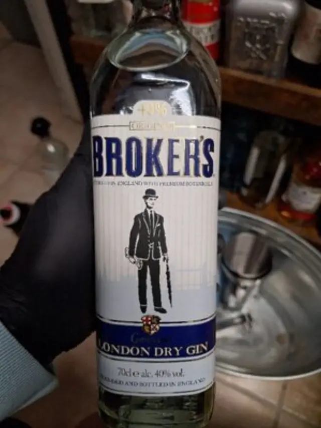 BROKERS LONDON DRY GIN 700ml