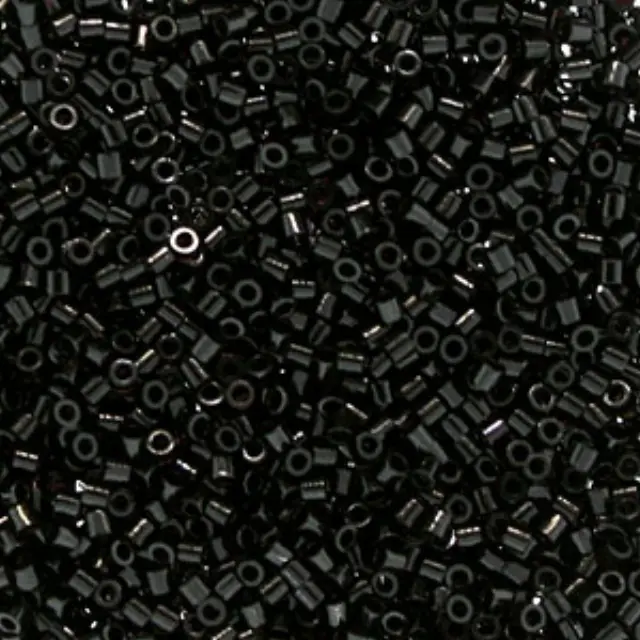 Χάντρα Miyuki Delica 15/0 - DBS0010 - Opaque Black ~7gr