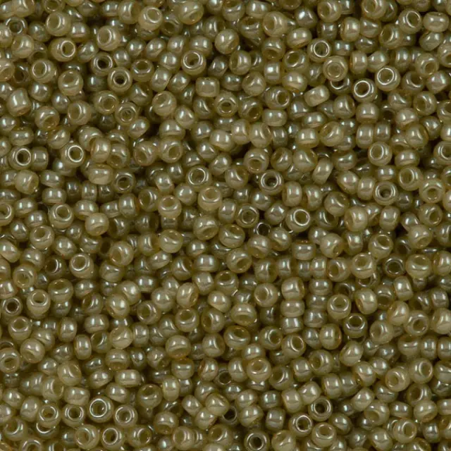 Χάντρα Miyuki Round Rocailles 15/0 - 2374 - Celery ~10gr