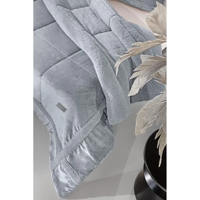 Πάπλωμα Υπέρδιπλο Guy Laroche Dario Silver 220x240 2