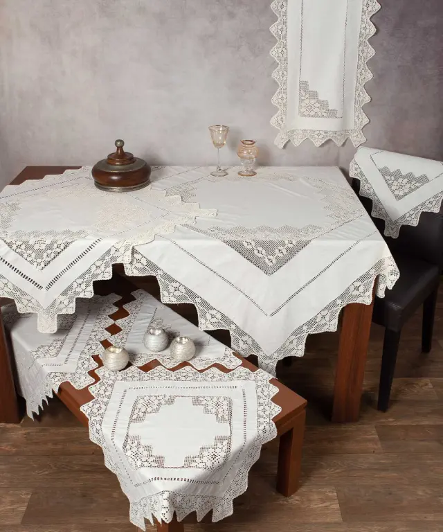 Χειροποίητο πλεκτό σετ 7 τεμαχίων 2540 (140cm x 140cm/90cm x 90cm/50cm x 150cm/60cm x 60cm x 2/40cm x 40cm x 2) μπέζ - -
