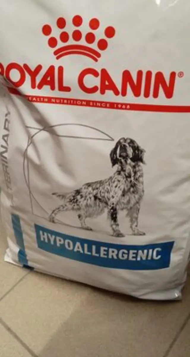 Royal Canin Hypoallergenic 14 kg Adult Liver, Rice, Vegetable