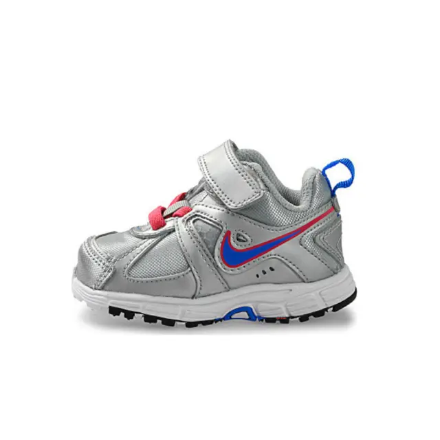 NIKE DART 9 - 22.5