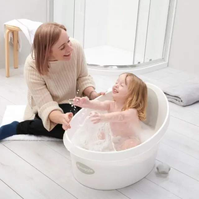 Shnuggle Toddler Bath Λευκό Γκρί ανοιχτό με τάπα 2