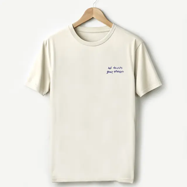 T-shirt Noshame® Off-white με τύπωμα bad desicions, great memories - 122523 - XXL 3