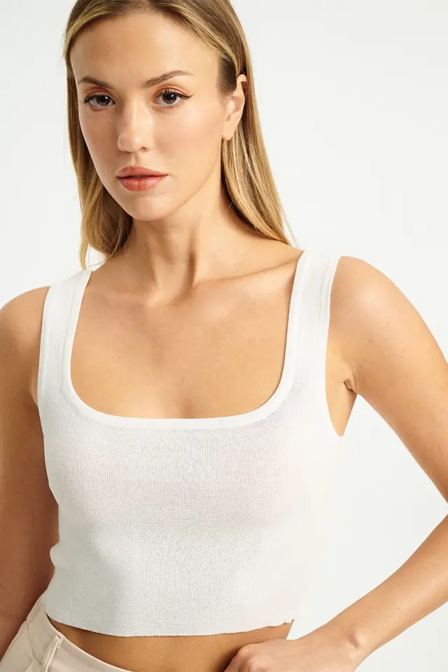 Πλεκτό Crop Top με Τετράγωνο Ντεκολτέ BONA KNIT TOP - XS 2