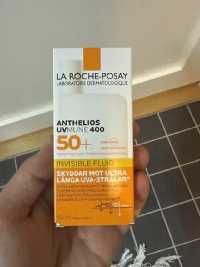 La Roche Posay Anthelios UVmune 400 Invisible Fluid No Perfume SPF50+ Αντηλιακό Προσώπου για Πολύ Υψηλή Προστασία Χωρίς Άρωμα, 50ml