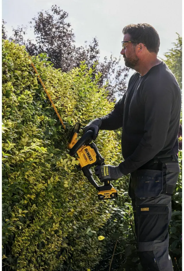 Dewalt DCMHT567P1-QW 18V XR Ασύρματο ψαλίδι μπορντούρας χωρίς ψήκτρες 60cm μαζί με 1x μπαταρία 5.0Ah + φορτιστή . 2