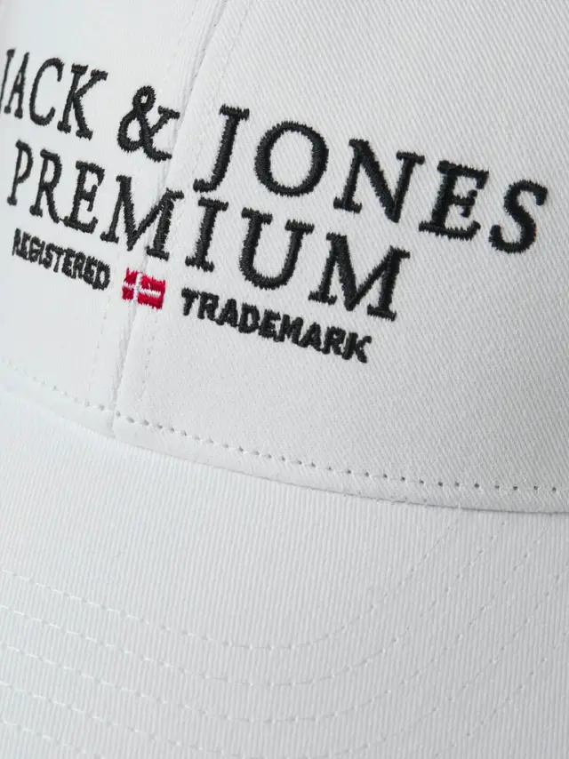 JACARCHIE CAP white 2