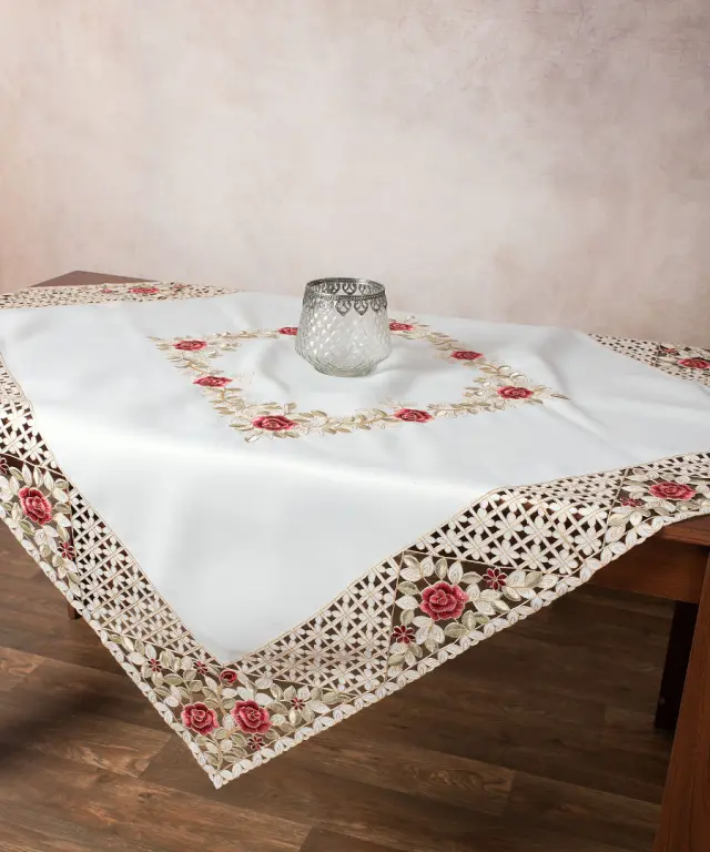 Σατέν κοφτό τραπεζοκαρέ (135cm x 135cm) 081 κόκκινο - -