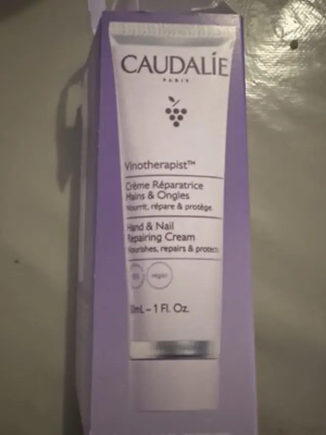 Caudalie Promo Vinotherapist Lip + Hand Duo Κρέμα Χεριών, Νυχιών, 30ml + Δώρο Lip Conditioner Ενυδατικό Stick Χειλιών, 4,5gr, 1σετ