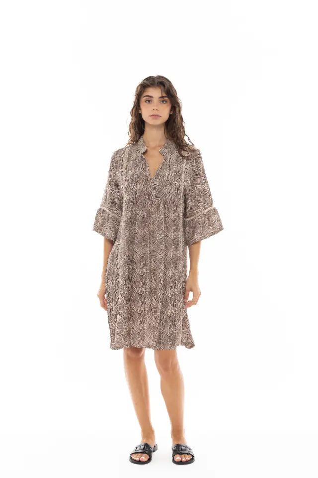 B394 - Type - BEACHWEAR AFRICA OAK