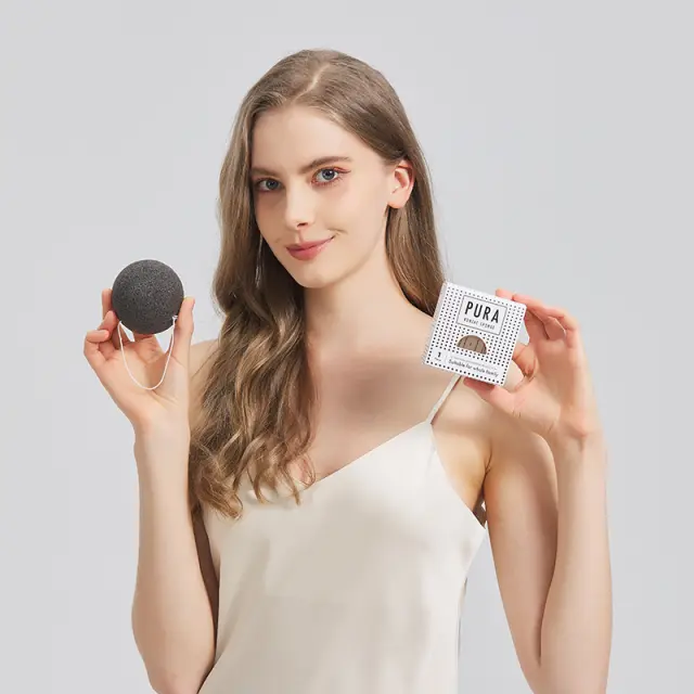 Sister Young Pura Konjac Sponge Black Φυσικό Σφουγγάρι Καθαρισμού με Ενεργό Άνθρακα 3