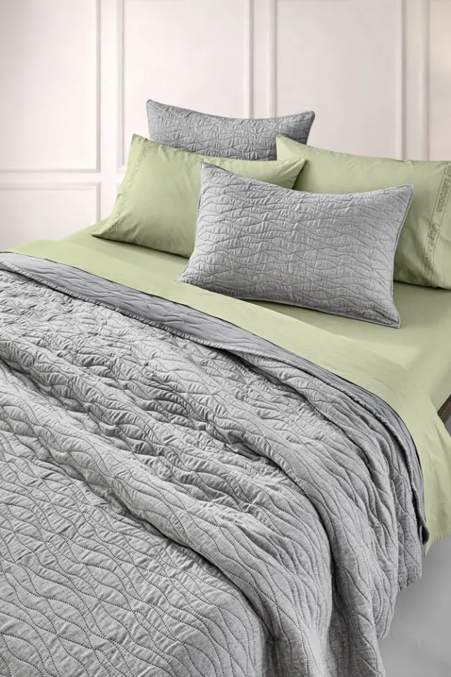 ΣΕΤ ΚΟΥΒΕΡΛΙ KING SIZE (250×240) ΜΕ ΜΑΞΙΛΑΡΟΘΗΚΗ (50×50) SHADOW GREY GUY LAROCHE 2
