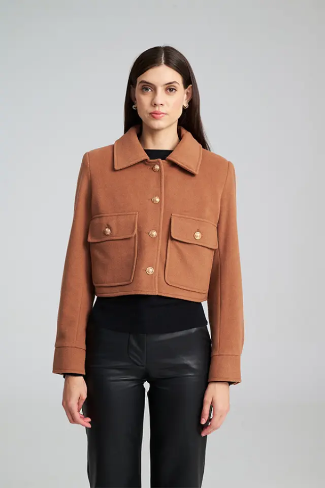 Κοντό jacket με χρυσά κουμπιά TUNIC - XS