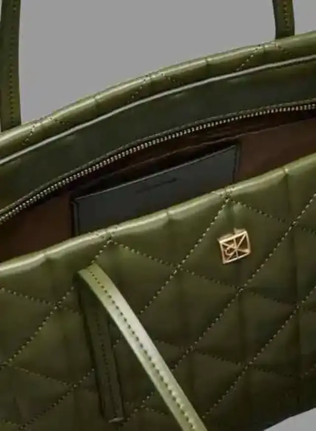Calvin Klein Γυναικεία Μικρή Τσάντα Emblem Quilted Tote Bag Πράσινη 2