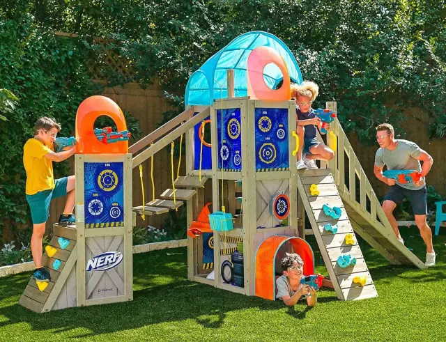 Οχυρό Nerf Command Base KidKraft με διαστάσεις 4.45x1.84x2.61m 2