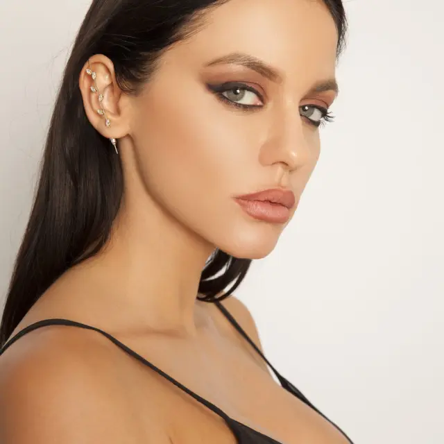 Ghetto Hook Stud Earrings Crystal Wrap 1pcs 2