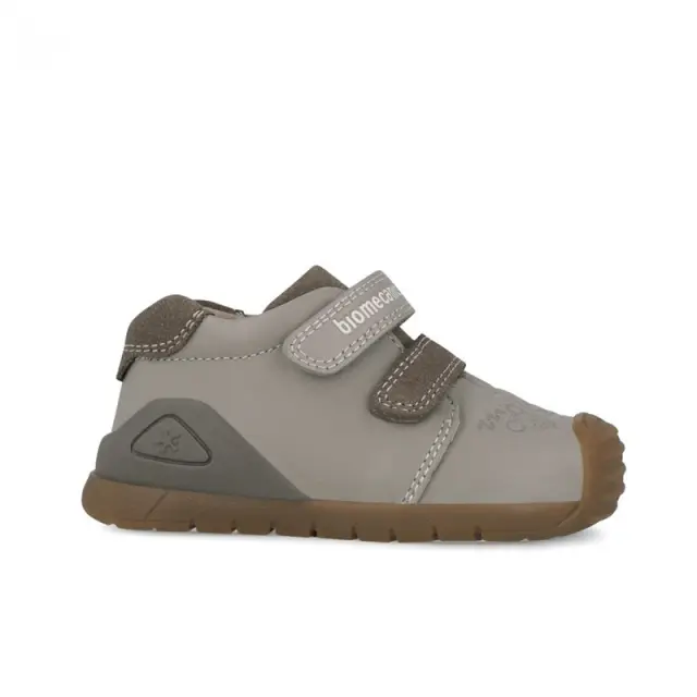 Παπούτσια sneakers Biomecanics