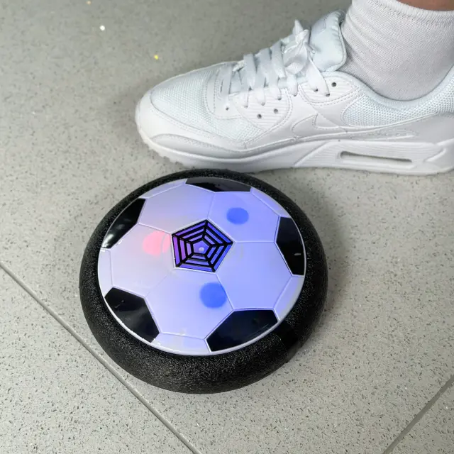 The Source Winning Hover Football / Φωτιζόμενη Ιπτάμενη Μπάλα Ποδοσφαίρου 2