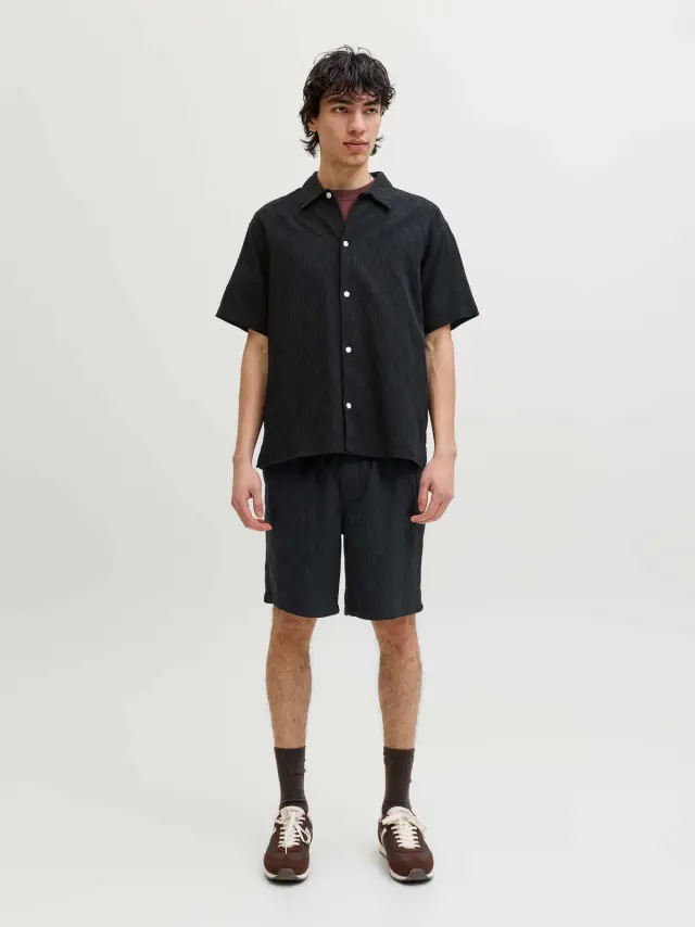 JORMONTAUK WAVY TEXTURE SHIRT SS SN Black 2