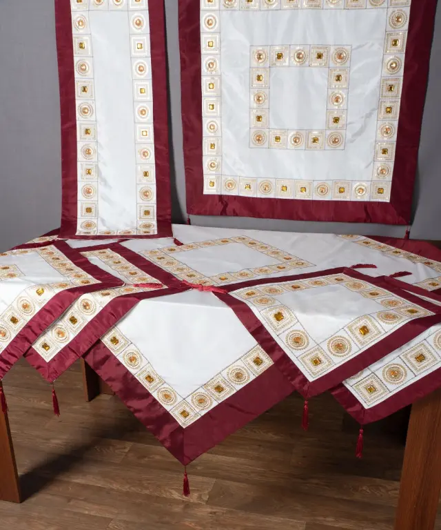 Σετ 7 τεμαχίων (85cm x 85cm, 40cm x 110cm, 130cm x 130cm, 2x45cm x 45cm, 2x55cm x 55cm) 612 ΧΝ-03 Λευκό - -
