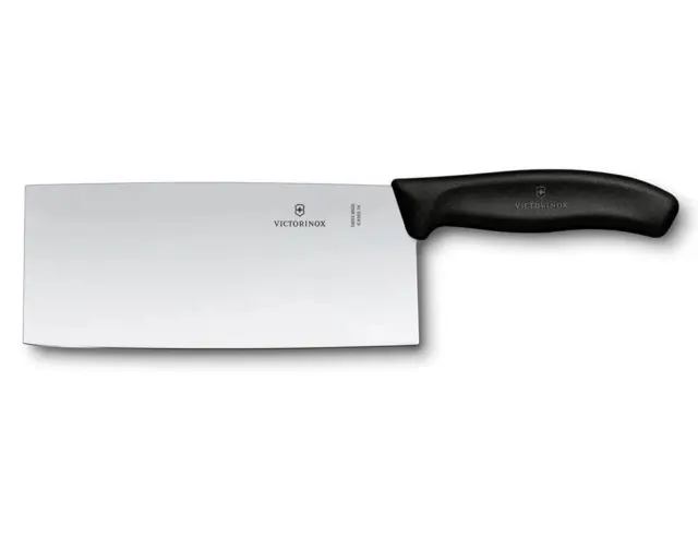 Μαχαίρι κινέζικου τύπου Victorinox Swiss Classic με μήκος λεπίδας 18cm - Black -Σε συσκευασία δώρου6.8563.18B 2