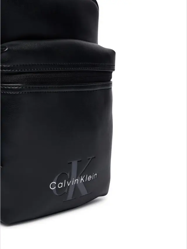 Calvin Klein Ανδρικό Μικρό Τσαντάκι Ώμου / Χιαστί Emblem AOP Deboss NS Sling Μαύρο 2