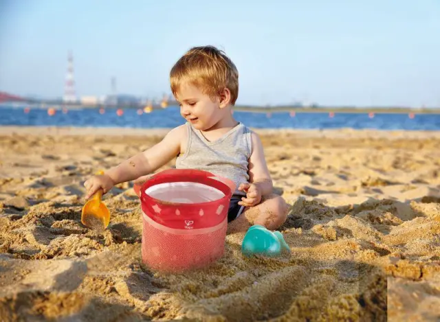 Hape Fold and Go Beach Set (E4093A)-Σετ Κουβαδάκια Παραλίας με Τσάντα Εύκολης Μεταφοράς - 4 Τεμ. 3