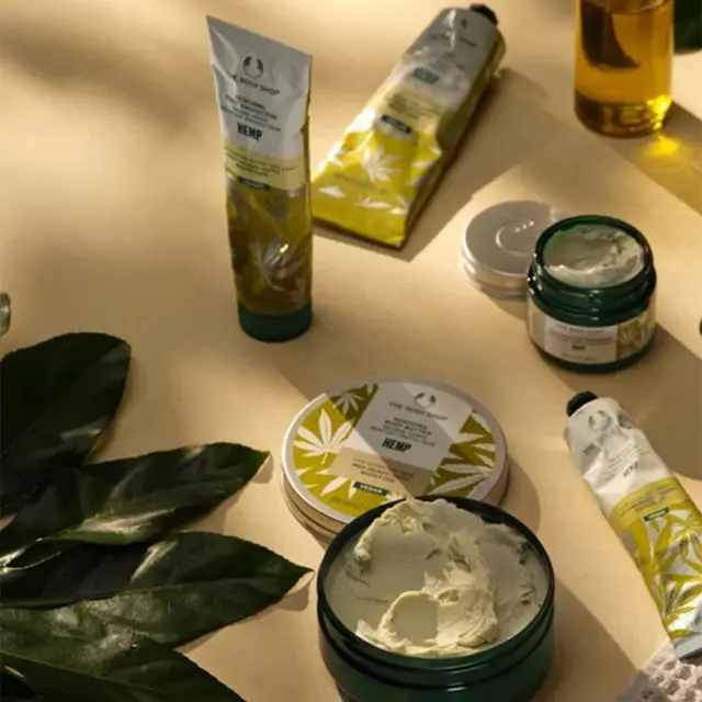 The Body Shop Rescuing Foot Protecter 3