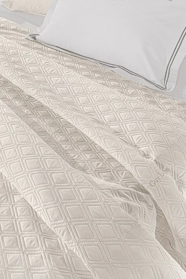 ΣΕΤ ΚΟΥΒΕΡΛΙ KING SIZE 240×250 3 ΤΕΜΑΧΙΩΝ HONOUR IVORY GUY LAROCHE 2
