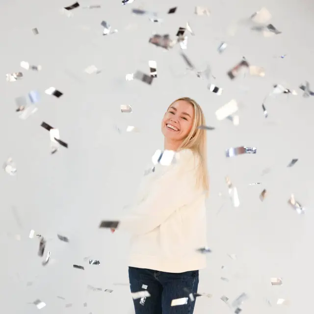 Κανονάκι Κομφετί Ορθογώνιο Ασημί Confetti Cannon Silver / 28 εκ